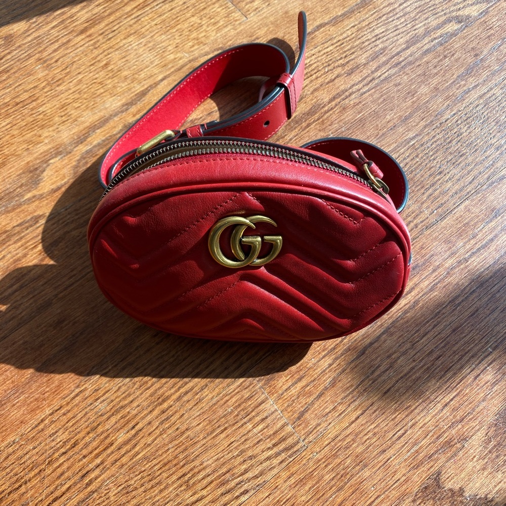 Gucci GG Marmont Matelasse Belt Bag. - Picture 8 of 8